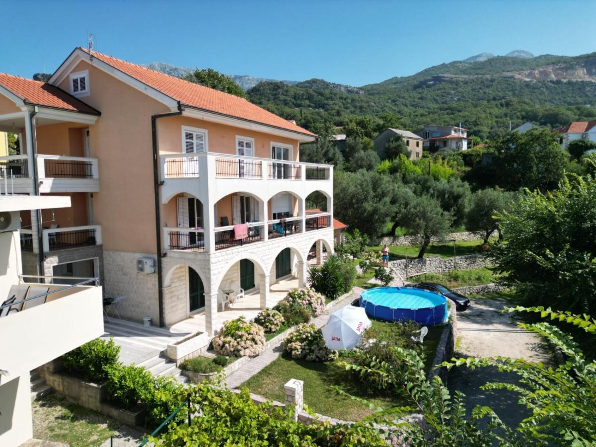 Apartmani Andrea Herceg Novi Dış mekan fotoğraf